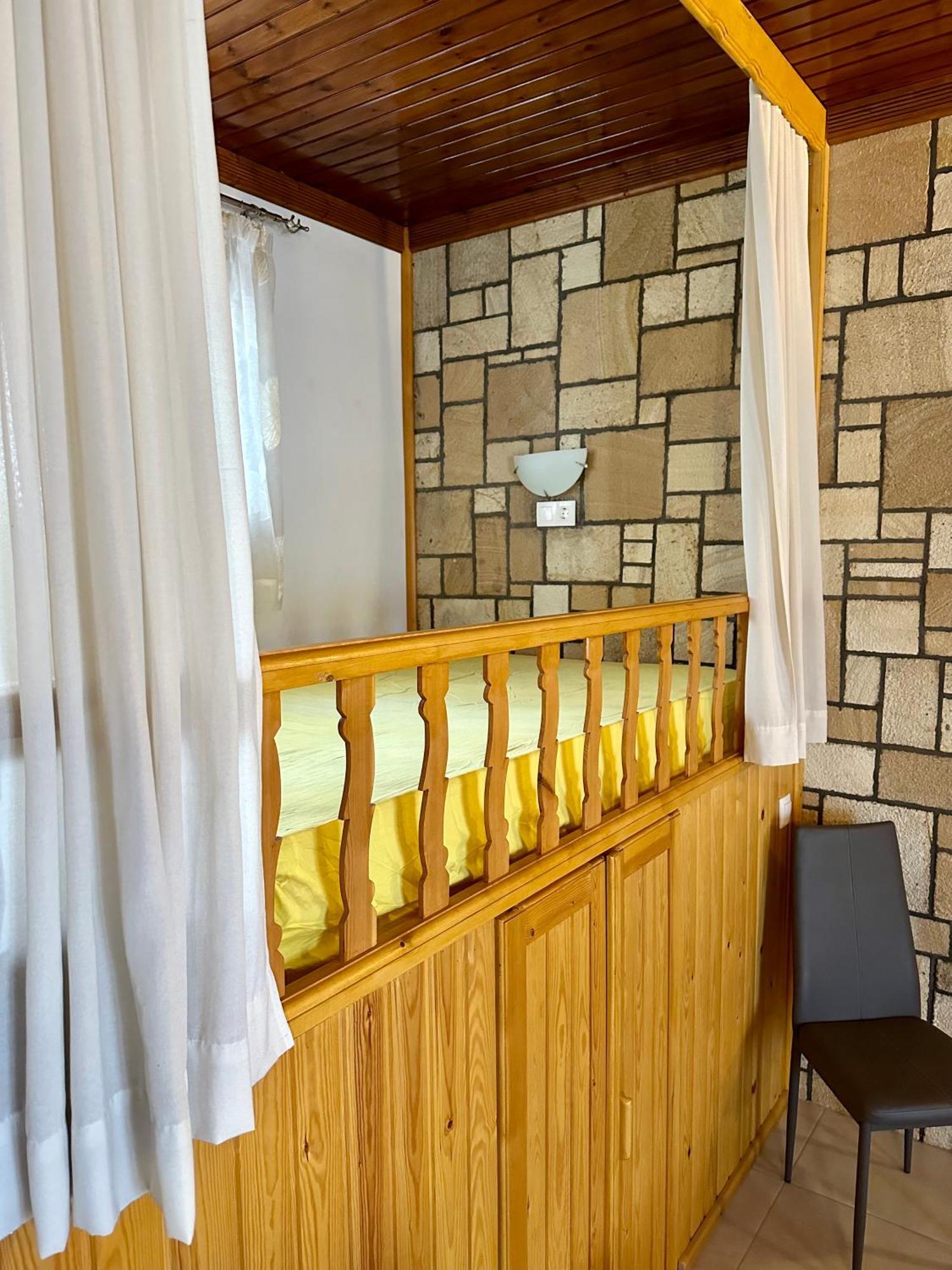 Stone House Retreat Kalavárda